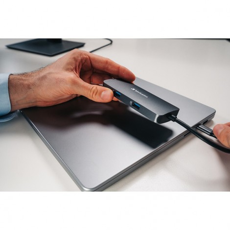 USB (3.2) hub 5-port, 32150, szara, długość przewodu 15cm, Verbatim, 1x USB C, 2x USB A, 1x HDMI USB (3.2) hub 5-port, 32150, szara, długość przewodu 15cm, Verbatim, 1x USB C, 2x USB A, 1x HDMI