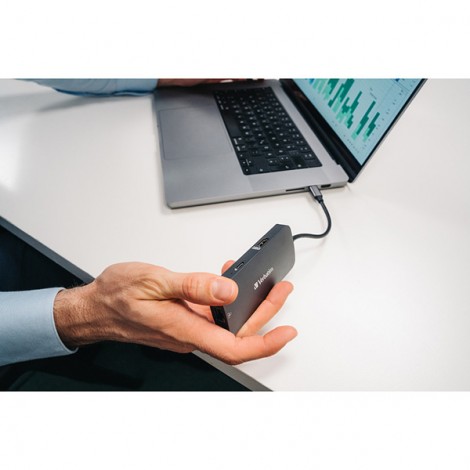 USB (3.2) hub 5-port, 32150, szara, długość przewodu 15cm, Verbatim, 1x USB C, 2x USB A, 1x HDMI USB (3.2) hub 5-port, 32150, szara, długość przewodu 15cm, Verbatim, 1x USB C, 2x USB A, 1x HDMI