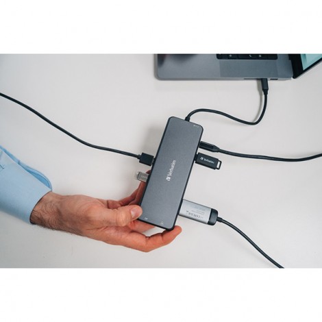 USB (3.2) hub 13-port, 32153, szary, długość przewodu 20 cm, Verbatim, 2x USB C, 6x USB A, 2x HDMI USB (3.2) hub 13-port, 32153, szary, długość przewodu 20 cm, Verbatim, 2x USB C, 6x USB A, 2x HDMI