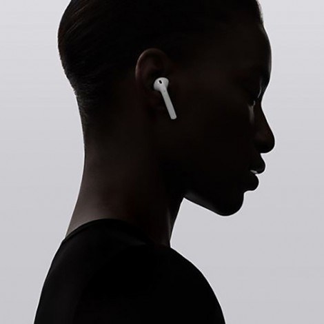 Apple AirPods Pro 2. gen. bezdrátová sluchátka, MagSafe nabíjecí pouzdro, biała