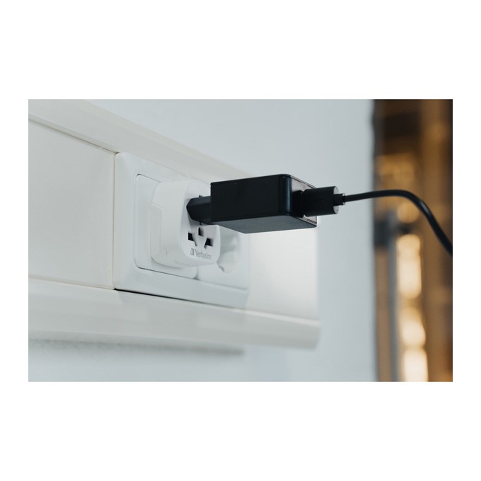 Verbatim, Adapter podróżny World-to-Europe WTEU-02 biały