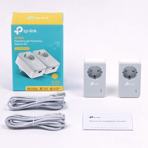 TP-LINK powerline (LAN przez 230V) TL-PA4010PKIT 600Mbps, gniazdka elektryczne, do 300m, szyfrowanie AES TP-LINK powerline (LAN przez 230V) TL-PA4010PKIT 600Mbps, gniazdka elektryczne, do 300m, szyfrowanie AES