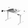 ULTRADESK Biurko dla gracza LEVEL V2 WHITE, 140x68cm, 72-117cm, elektycznie regulowany, z podkładką pod mysz XXL, 