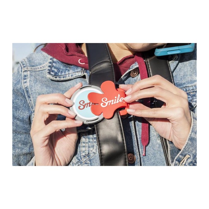 Smile klips do mocowania osłony obiektywu Giveme5, czerwony, 16400, EOL