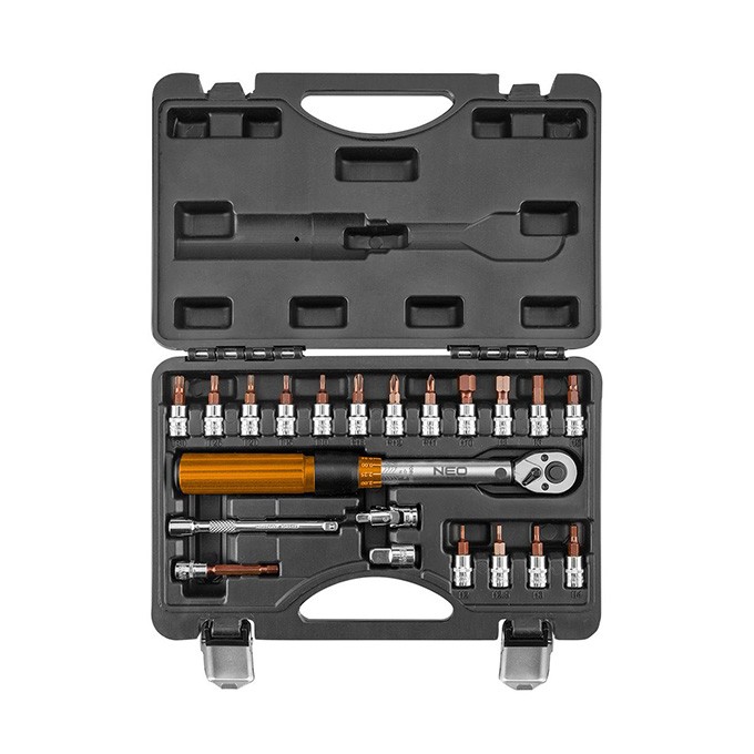 Klucz dynamometryczny z zestawem końcówek08-821, 21 szt, rozmiar 1/4,  5 - 25 Nm, walizka,, NEO TOOLS